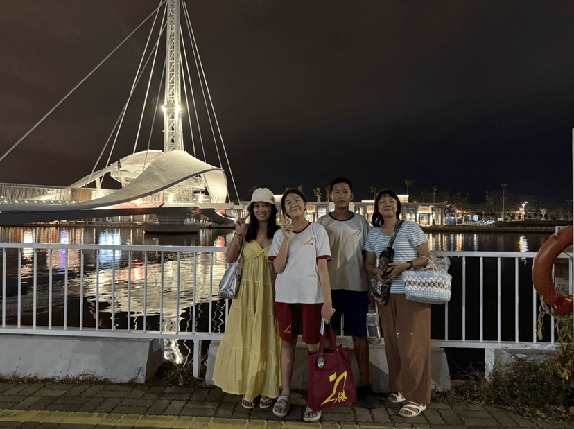 Teacher Reg with students 1